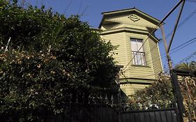 Hostal Residencia Blest Gana